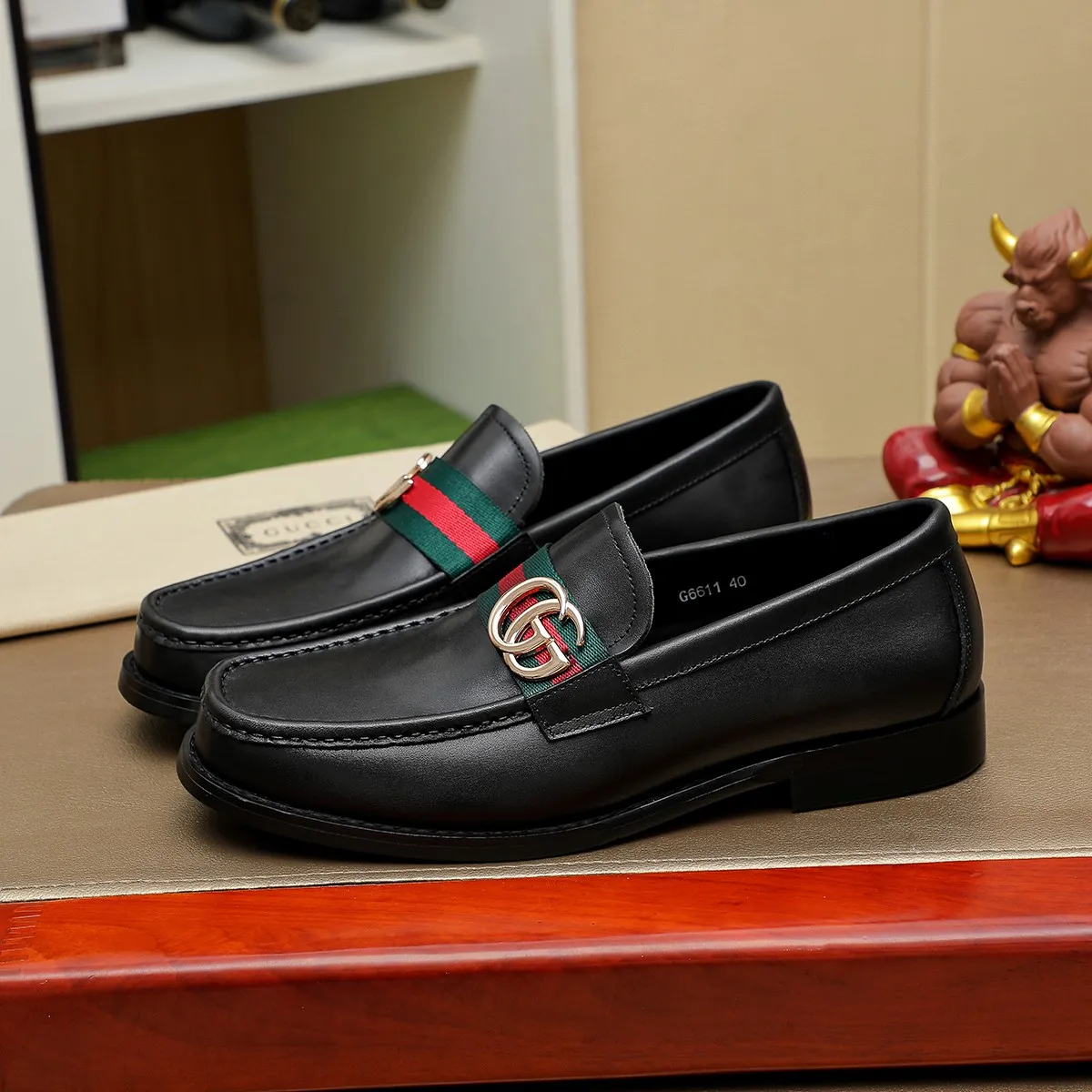 Men's men's shoes💰460💰💰Gucci official website men's business formal leather shoes updated💥Hong Kong counters synchronize new styles💥completely one-to-one replica shipment👍zero gap in counter quality 0⃣️made of imported cowhide on the outside+water-dyed🐂leather lining, color optional! Matching code 38-45